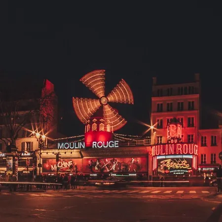 Hotel Rochechouart Paris
