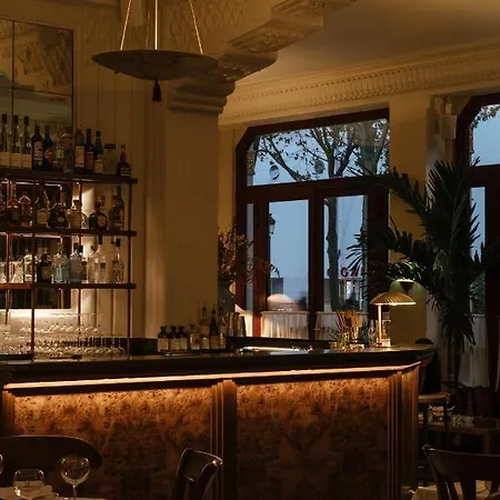 Rochechouart Paris