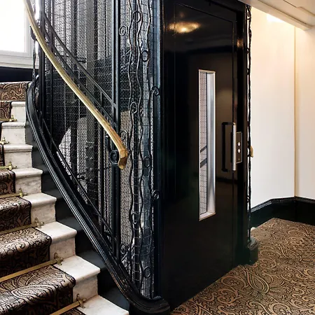 Hotel Rochechouart