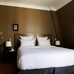Rochechouart - Orso 4* باريس