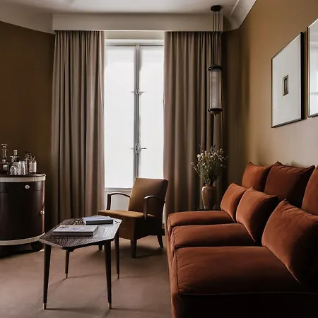 Hotel Rochechouart - Orso