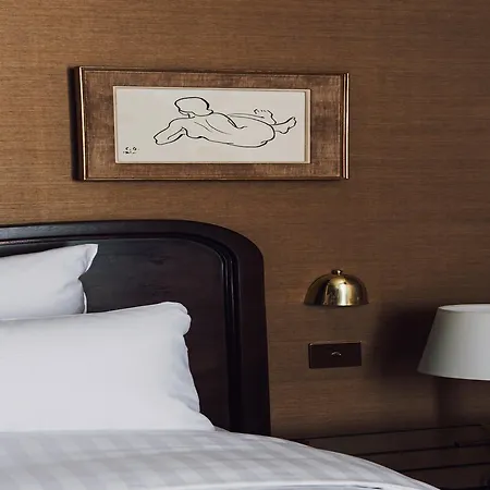 Hotel Rochechouart - Orso