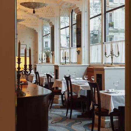 Rochechouart - Orso 4* París