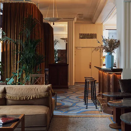 Hotel Rochechouart - Orso 4*