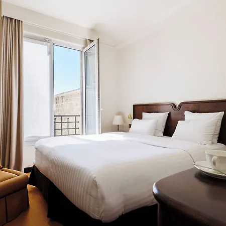 Hotel Rochechouart - Orso 4*