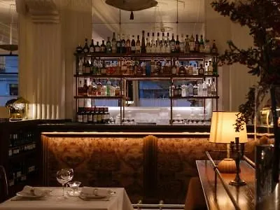 Hotel Rochechouart - Orso